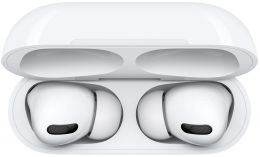 Apple AirPods Pro with Wireless Charging Case 